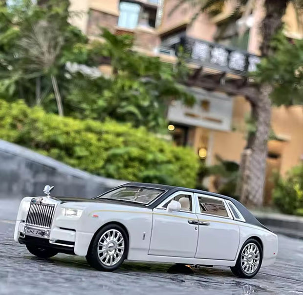 1:24 Scale Rolls Royce Mansory - Diecast Model Car