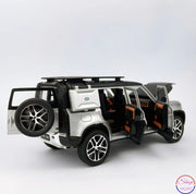 1:18 Scale Land Rover Defender Diecast SUV Model